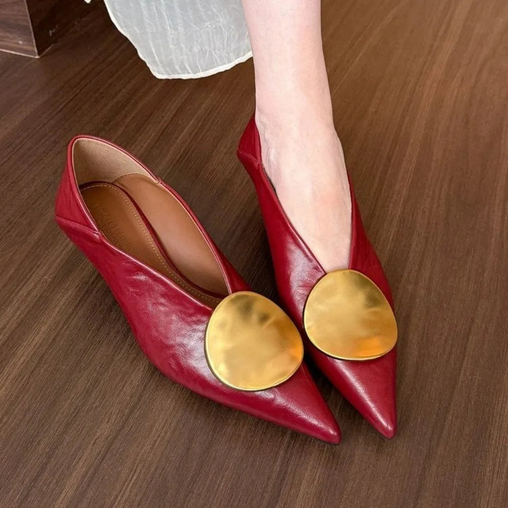 Cassidy | Comfortable Sleek Pointed Toe Low Kitten Heels For Everyday