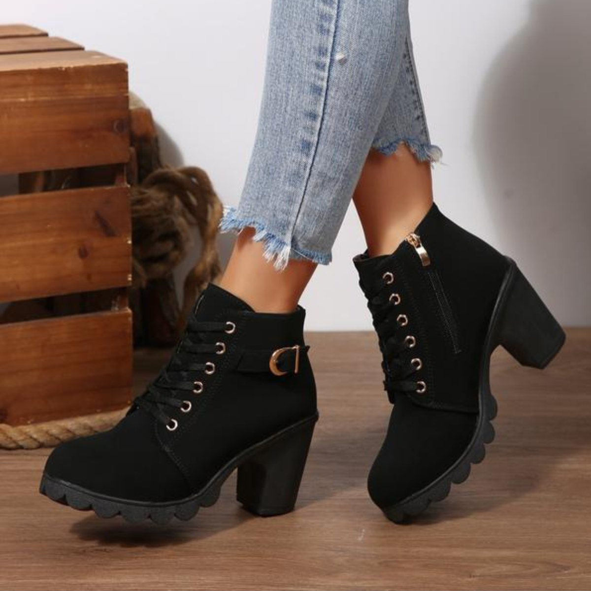 Demi | Comfortable Lace-Up Chunky Heel Ankle Boots