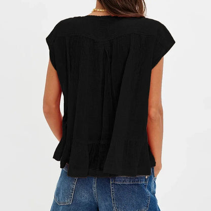 Kiana | Elegant Feminine Sleeveless Blouse with Lace Trim and Ruffle Hem