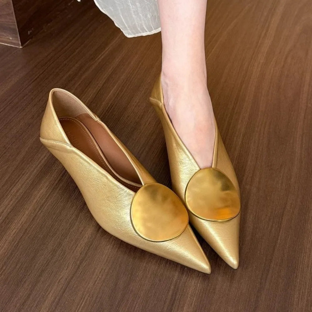 Cassidy | Comfortable Sleek Pointed Toe Low Kitten Heels For Everyday