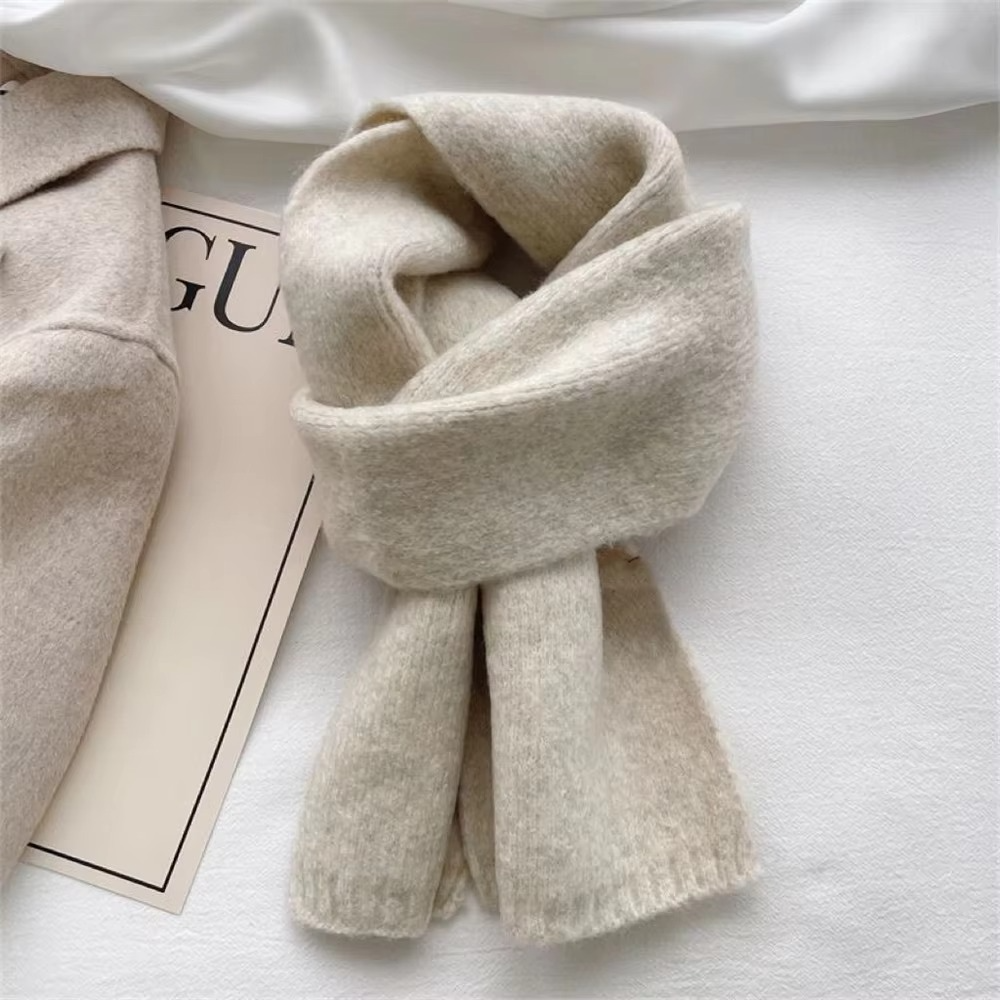 Adelaide | Classic Knit Scarf with Solid Color Weave