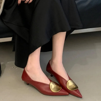 Cassidy | Comfortable Sleek Pointed Toe Low Kitten Heels For Everyday