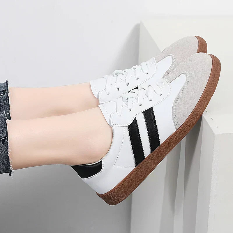Arden | Minimalist Low Top Sneakers with Breathable Mesh Design