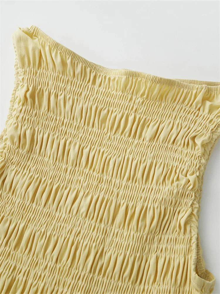 Abigail | Elegant Sleeveless Blouse Top with Soft Ruffle Hem for Everyday
