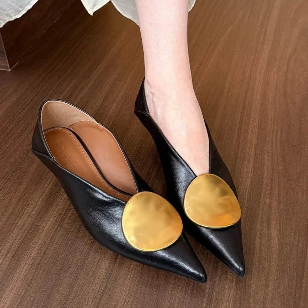 Cassidy | Comfortable Sleek Pointed Toe Low Kitten Heels For Everyday