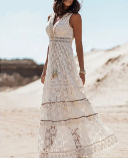 Cynthia | Comfortable Airy Boho Sleeveless V Neck Dress with Cinched Waist