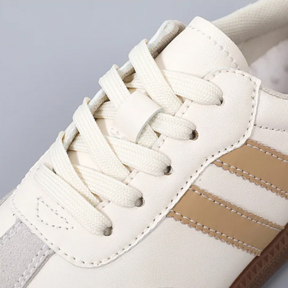Arden | Minimalist Low Top Sneakers with Breathable Mesh Design