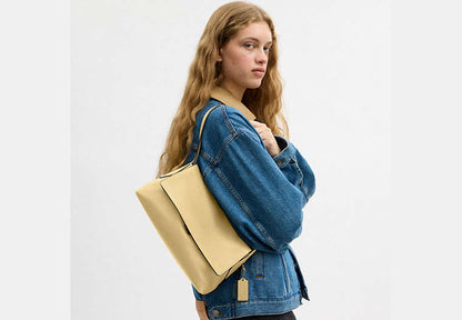 Coach | Chelsea Shoulder Bag 30