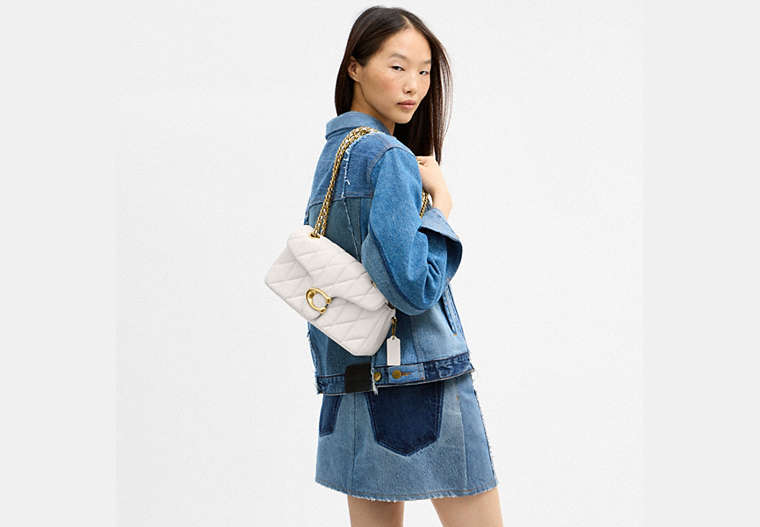 Coach | Shoulder Bag 26 With Pillow Quilting