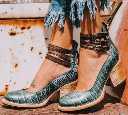 Isabella | Elegant Wedge Sandals with Straps and Cushioned All-Day Support