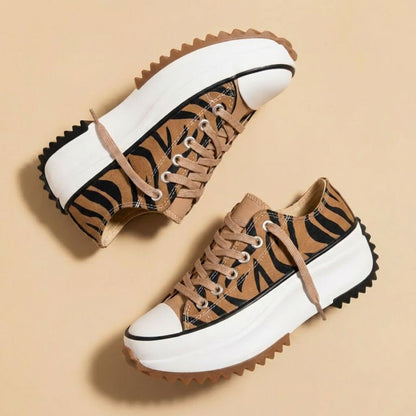 Eva | Stylish High-Top Canvas Platform Sneakers with Cushioned Sole