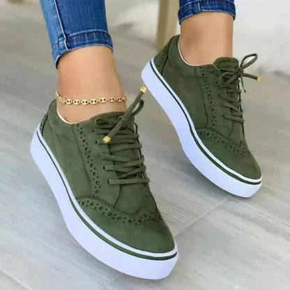 Beatrice | Neat Platform Sneakers with Lace-Up Front