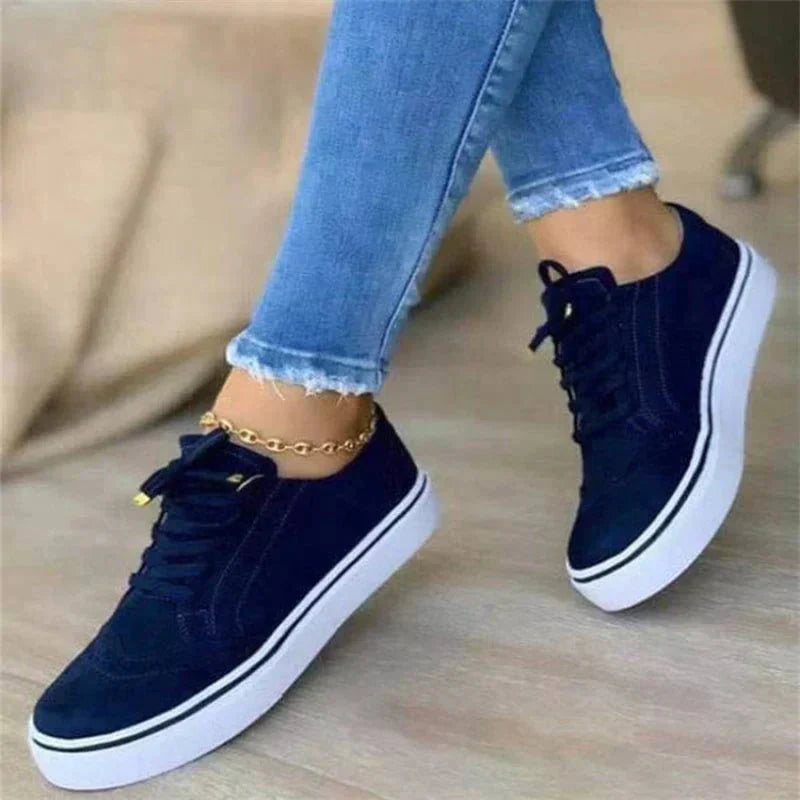 Beatrice | Neat Platform Sneakers with Lace-Up Front